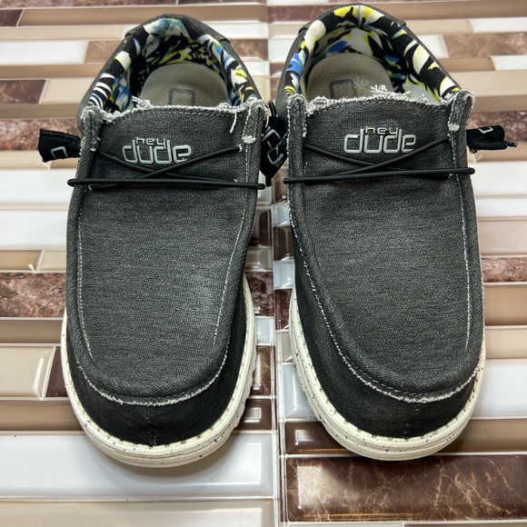 Hey Dude WALLY Stretch Men's Size 9 - Picture 9 of 15